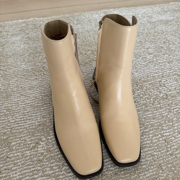 Sam Edelman Beige Bootie Size 5 - Picture 3 of 6